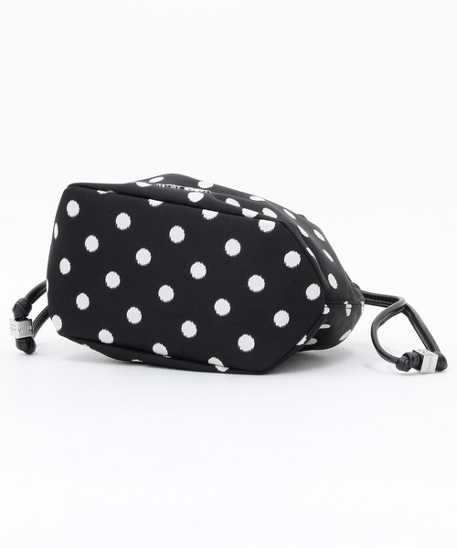 GANNI(ガニー)の「GANNI/ガニー Pouch Printed Nylon / B3010068 / ドット柄 ナイロン キンチャク ミニバッグ(ハンドバッグ・レディース・ブラック・ONE SIZE)」の4枚目の写真
