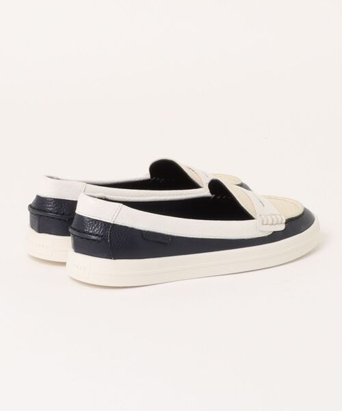 COLE HAAN(コールハーン)の「ナンタケット ドリフト ペニー ローファー womens(モカシン/デッキシューズ・レディース・ネイビー・5.5/7.5/7/5/6.5/8.5/8/6)」の7枚目の写真