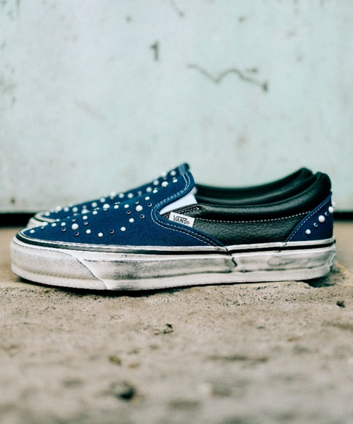 VANS(バンズ)の「LX CLASSIC SLIP-ON 98 VN000D9PIND(スリッポン・メンズ・ブルー・6/11/5h/6h/10h/9h/8h/7h/7/9/10/8/5/12)」の2枚目の写真