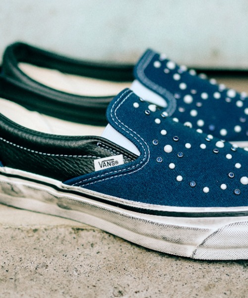 VANS(バンズ)の「LX CLASSIC SLIP-ON 98 VN000D9PIND(スリッポン・メンズ・ブルー・6/11/5h/6h/10h/9h/8h/7h/7/9/10/8/5/12)」の6枚目の写真