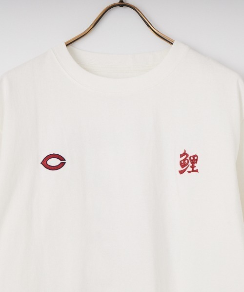 JEANS FACTORY （ジーンズファクトリー）の「[広島東洋カープ×JEANS FACTORY] バック刺繍ロゴ コラボレーションTシャツ【追加】（Tシャツ/カットソー・レディース・ホワイト/ホワイト系その他/レッド系その他/レッド・XL/L/M/S）」の17枚目の写真