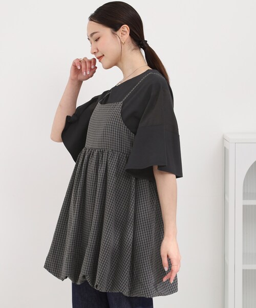 SHOO・LA・RUE（シューラルー）の「【洗濯機可/体型カバー/S-LL】後ろ姿も抜かりない ギンガムチェック柄バルーンキャミチュニック（チュニック・レディース・チャコールグレー/ブラウン系2・04/03/02/01）」の4枚目の写真