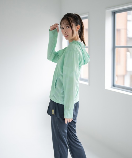 K-SWISS(ケースイス)の「【K-SWISS/ケースイス】ぼかし柄UVパーカー(パーカー・レディース・ネイビー/サックスブルー/グリーン系その他/ライトピンク・MEDIUM/LARGE/X-LARGE)」の7枚目の写真