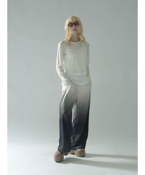 :ETHROF（イーサオブ）の「SHEER LAYERED LIKE TOPS（Tシャツ/カットソー・レディース・オフホワイト/ブラック・FREE）」の17枚目の写真