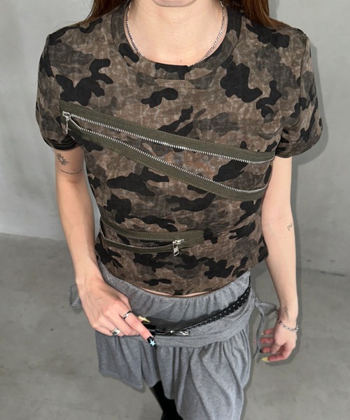 Bamm(バム)の「フロントジップカモフラコンパクトT(Tシャツ/カットソー・レディース・グレー/カモフラージュ・FREE)」の12枚目の写真