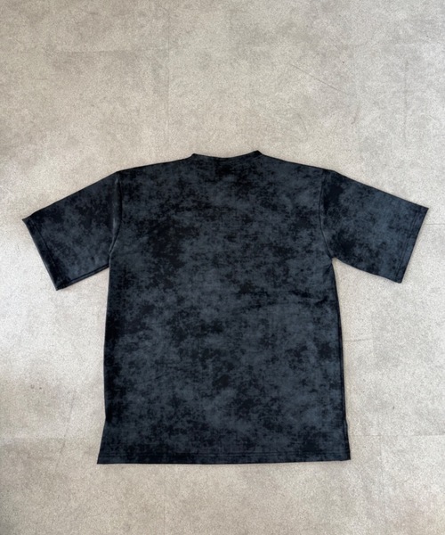 SHEPP(シープ)の「【UNISEX】ヴィンテージライク フェード加工 カレッジロゴ刺繍 ビッグシルエット セットアップ(Tシャツ/カットソー・メンズ・ブラック/ホワイト・M/L)」の16枚目の写真