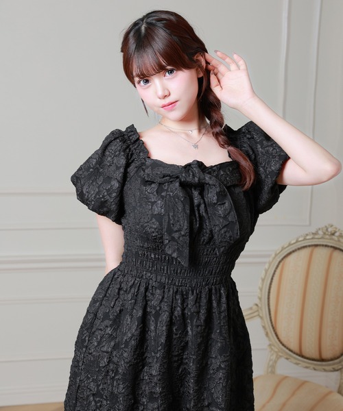 Anely(アネリー)の「立体フラワー刺繍ビッグリボンシアーロングワンピース(ワンピース・レディース・ピンク/ブラック/アイボリー・FREE)」の2枚目の写真