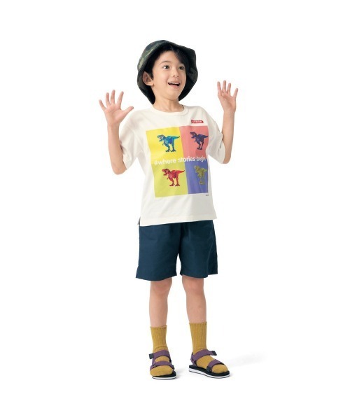 Belle Maison(ベルメゾン)の「リアル恐竜プリント半袖Tシャツ(Tシャツ/カットソー・キッズ・スミクロ/ライトベージュ/オフホワイト・100/110/120/130)」の4枚目の写真