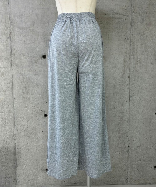 GLAMOROUS JANE(グラマラスジェーン)の「クロップド丈デザインTシャツ×ワイドパンツ 2点セットアップ(セットアップ・レディース・グレー/ブラック・M/L)」の13枚目の写真