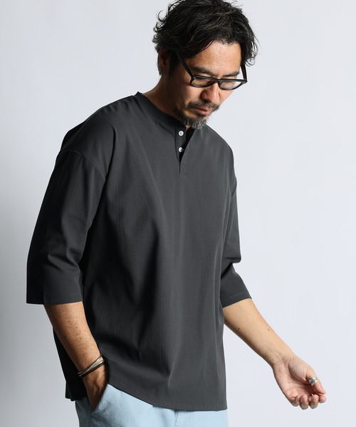 The DUFFER of ST.GEORGE（ザダファーオブセントジョージ）の「「AIR FLEX」RANDOM RIB KNIT 3/4 SLEEVE TEE ：高収縮機能素材「エアフレックス」ランダムリブ 7分袖Tシャツ / 高機能 / ストレッチ / UVカット / ドライタッチ / アンチピリング（Tシャツ/カットソー・メンズ・チャコールグレー/ブラック/ホワイト・X-LARGE/LARGE/MEDIUM/SMALL）」の3枚目の写真