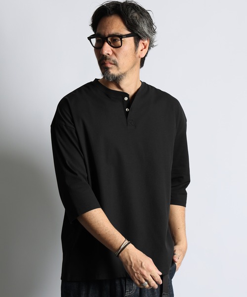 The DUFFER of ST.GEORGE（ザダファーオブセントジョージ）の「「AIR FLEX」RANDOM RIB KNIT 3/4 SLEEVE TEE ：高収縮機能素材「エアフレックス」ランダムリブ 7分袖Tシャツ / 高機能 / ストレッチ / UVカット / ドライタッチ / アンチピリング（Tシャツ/カットソー・メンズ・チャコールグレー/ブラック/ホワイト・X-LARGE/LARGE/MEDIUM/SMALL）」の6枚目の写真