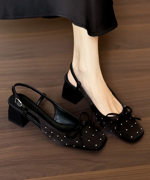 Lace Ladies(レースレディース)の「スクエアトゥ スタッズ リボン ストラップ サンダル(サンダル・レディース・ブラック・23cm/23.5cm/24cm/24.5cm/25cm/22.5cm)」の2枚目の写真