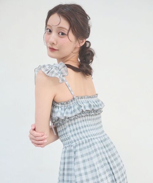 MAJESTIC LEGON(マジェスティックレゴン)の「ショルダーフリルキャミワンピース(ワンピース・レディース・オフホワイト/グレー/アイボリー/ミント・MEDIUM/SMALL)」の12枚目の写真