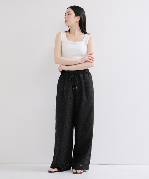 le cercle ADAM ET ROPE'(ルセルクルアダムエロペ)の「カットギャガードイージーパンツ/セットアップ対応(その他パンツ・レディース・ブラック・FREE)」の3枚目の写真