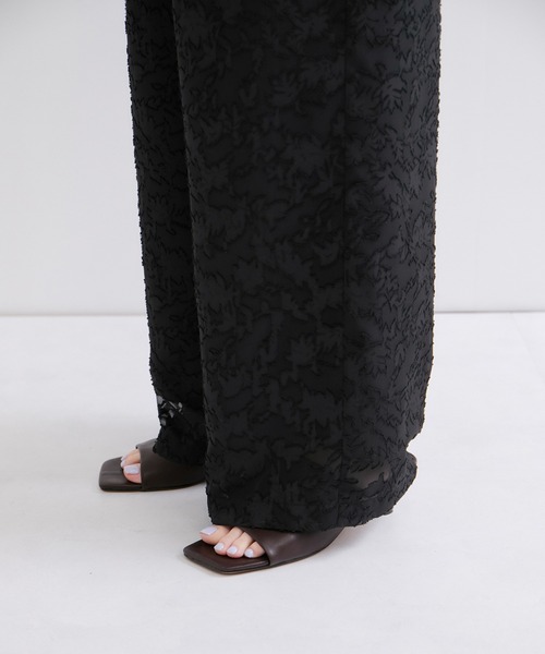 le cercle ADAM ET ROPE'(ルセルクルアダムエロペ)の「カットギャガードイージーパンツ/セットアップ対応(その他パンツ・レディース・ブラック・FREE)」の11枚目の写真