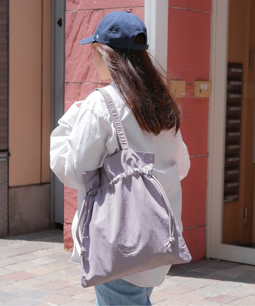 DAYLIFE(デイライフ)の「【DAYLIFE/デイライフ】 DRAWSTRING TOTE(トートバッグ・レディース・ピンク/ベージュ/ブラック/パープル・FREE)」の3枚目の写真