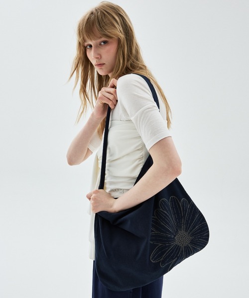 Mardi Mercredi(マルディメクルディ)の「ECO BAG FLOWER CRACKED / エコバッグ フラワー マルディ クラック(エコバッグ/サブバッグ・レディース・チャコールグレー/ネイビー・FREE)」の1枚目の写真