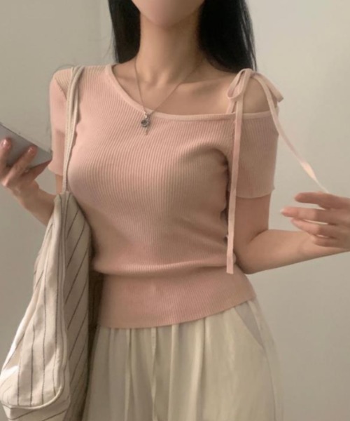 semplice(センプリチェ)の「Tシャツ【韓国ファッション】(Tシャツ/カットソー・レディース・グリーン/ピンク/ネイビー/ベージュ・F)」の8枚目の写真