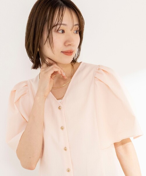 NOLLEY’S Sophi(ノーリーズソフィ)の「ウォッシャブルサッカーフレアスリーブシャツブラウス(シャツ/ブラウス・レディース・ホワイト/ブルー系その他7/ブラック/ベビーピンク・38)」の10枚目の写真
