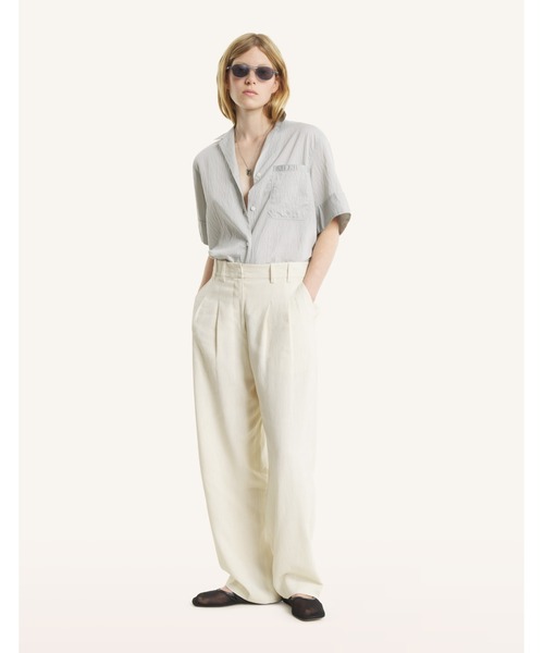 Maison Kitsune(メゾンキツネ)の「STRIPED RESORT SHIRT(シャツ/ブラウス・レディース・グレー/ブラウン・38/36/34)」の6枚目の写真
