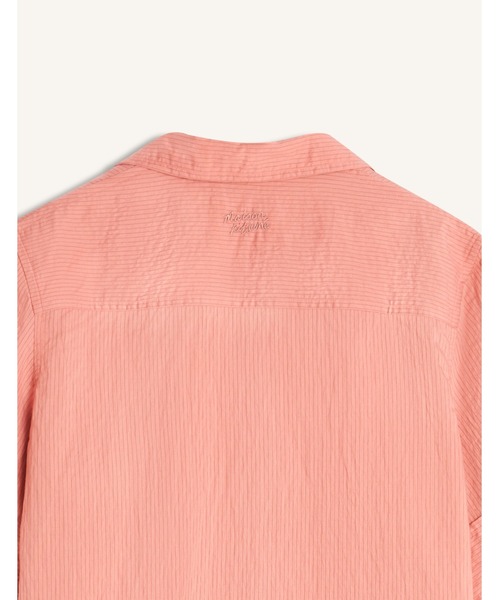 Maison Kitsune(メゾンキツネ)の「STRIPED RESORT SHIRT(シャツ/ブラウス・レディース・グレー/ブラウン/コーラル・38/36/34/40)」の20枚目の写真