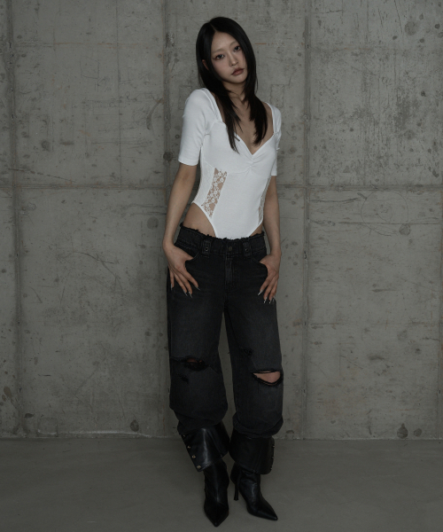 ETRE AU SOMMET(エトレオソメ)の「Bust Line Lace Bodysuit (White)(Tシャツ/カットソー・レディース・ホワイト・FREE)」の11枚目の写真