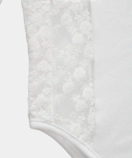ETRE AU SOMMET(エトレオソメ)の「Bust Line Lace Bodysuit (White)(Tシャツ/カットソー・レディース・ホワイト・FREE)」の4枚目の写真