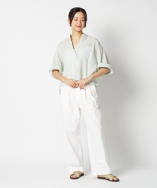 HELIOPOLE（エリオポール）の「STRIPE BAND COLLER SHIRT（シャツ/ブラウス・レディース・ホワイト/グリーン系・38）」の4枚目の写真