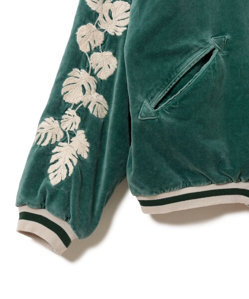 REMI RELIEF(レミレリーフ)の「【イベント限定】【別注】REMI RELIEF / Souvenir Jacket Hawaiian(スカジャン・メンズ・グリーン・MEDIUM/SMALL/XX-LARGE/X-LARGE/LARGE)」の4枚目の写真