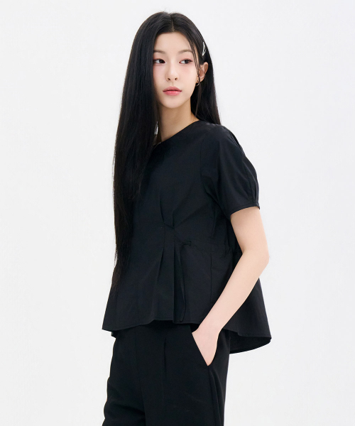 CHASECULT(チェイスカルト)の「レディース シュリンク 半袖ブラウス-FBRG5575D03(シャツ/ブラウス・レディース・ブラック・85/90)」の4枚目の写真