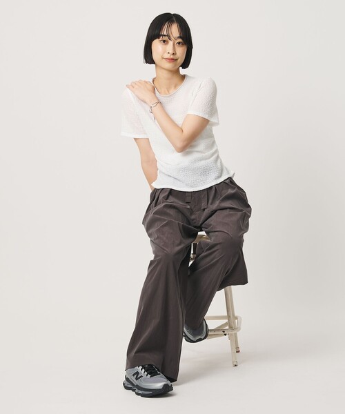 BEAUTY&YOUTH UNITED ARROWS(ビューティーアンドユースユナイテッドアローズ)の「ベロア パイピング ギャザー カットソー(Tシャツ/カットソー・レディース・ホワイト/ブラック/ライトブルー・FREE)」の9枚目の写真
