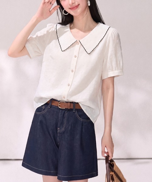 LUCPY(ラクピー)の「配色パイピングセーラーカラーブラウス(シャツ/ブラウス・レディース・ホワイト・LARGE/MEDIUM/SMALL/X-LARGE)」の4枚目の写真