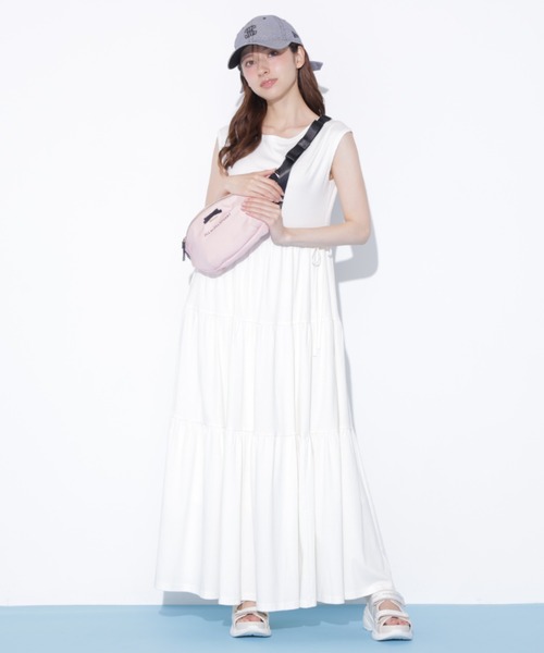 JILL by JILL STUART(ジルバイジルスチュアート)の「<RIBBONシリーズ>リボンショルダーボディバッグ(ボディバッグ/ウエストポーチ・レディース・ブラック/ピンク・FREE)」の13枚目の写真