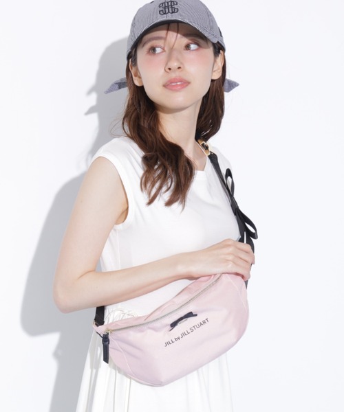 JILL by JILL STUART(ジルバイジルスチュアート)の「<RIBBONシリーズ>リボンショルダーボディバッグ(ボディバッグ/ウエストポーチ・レディース・ブラック/ピンク・FREE)」の17枚目の写真