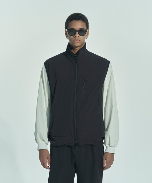 VICTIM(ヴィクティム)の「VICTIM ヴィクティム / ×空調服 AIR-CONDITIONED VEST 空調ナイロンベスト / VTM-26-O-005(ベスト・メンズ・ネイビー/グレー/ブラック・2/1)」の4枚目の写真