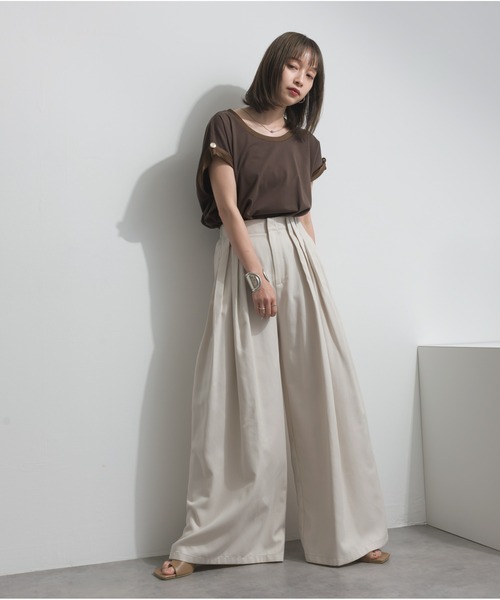 OandI(オーアンドアイ)の「サテン部分使いアシメチュニックTシャツ(Tシャツ/カットソー・レディース・チャコール/ブラウン・M)」の21枚目の写真