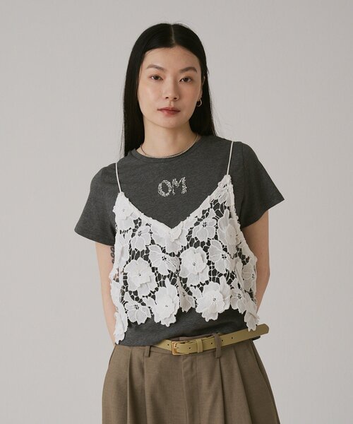 Omekashi(オメカシ)の「【スパンコールロゴがポイント◎】OMスパンコールロゴT(Tシャツ/カットソー・レディース・オフホワイト/チャコールグレー・FREE)」の14枚目の写真
