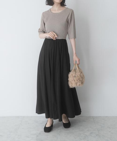 URBAN RESEARCH ROSSO WOMEN(アーバンリサーチ ロッソ)の「『一部WEB限定カラー』ニットドッキングワンピース(ワンピース・レディース・ベージュ系その他/ブラック系その他・FREE)」の16枚目の写真