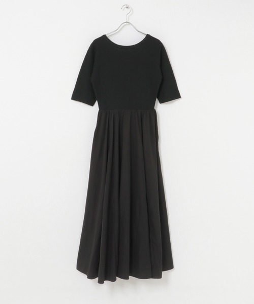 URBAN RESEARCH ROSSO WOMEN(アーバンリサーチ ロッソ)の「『一部WEB限定カラー』ニットドッキングワンピース(ワンピース・レディース・ベージュ系その他/ブラック系その他・FREE)」の3枚目の写真
