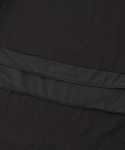 URBAN RESEARCH ROSSO WOMEN(アーバンリサーチ ロッソ)の「『一部WEB限定カラー』ニットドッキングワンピース(ワンピース・レディース・ベージュ系その他/ブラック系その他・FREE)」の5枚目の写真