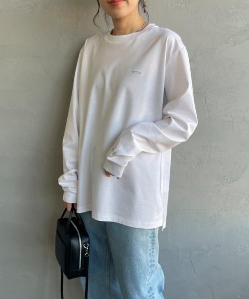 TATRAS（タトラス）の「【WEB先行予約】[TATRAS/タトラス] SICADO ワンポイントロゴ ロングスリーブTシャツ（Tシャツ/カットソー・レディース・ブラック/ホワイト・2/1/3）」の17枚目の写真