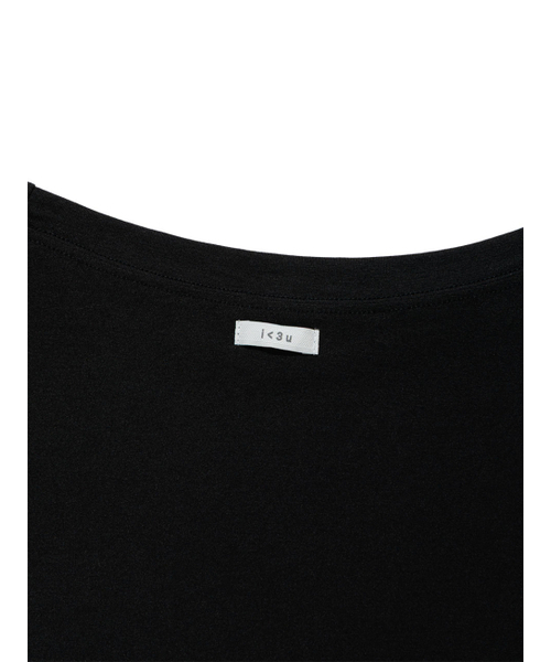 UGLY SHADOW(アグリーシャドウ)の「アンバランスボタンショルダートップス(ブラック)(Tシャツ/カットソー・レディース・その他・FREE)」の8枚目の写真