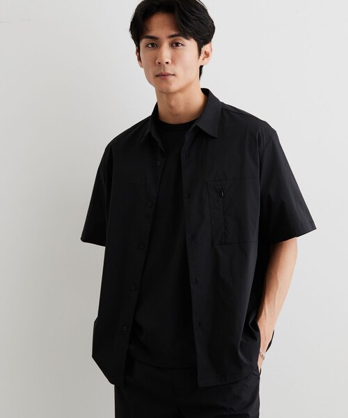 THE SHOP TK (ザ ショップ ティーケー )の「【接触冷感/洗濯機OK/セットアップ可】ナイロンストレッチ半袖シャツ(シャツ/ブラウス・メンズ・ブラック/ダークグレー・04/03/02)」の7枚目の写真