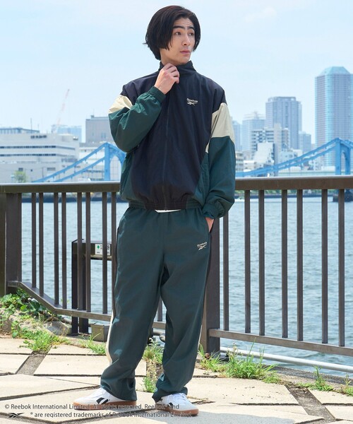 Reebok(リーボック)の「Reebok(リーボック)別注ナイロントラックパンツ(その他パンツ・メンズ・ケリーグリーン/ダークグレー/クリーム・L/S/M/XL)」の6枚目の写真