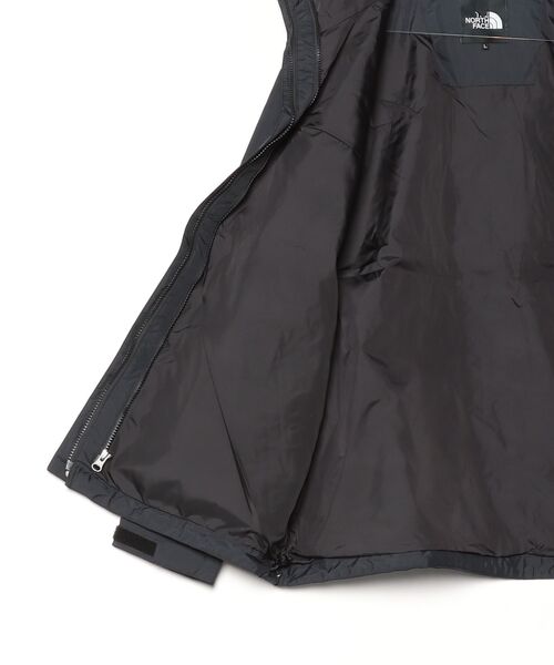 THE NORTH FACE(ザノースフェイス)の「ザ・ノースフェイス / クロノスジャケット NP12652(メンズ)(マウンテンパーカー・メンズ・ブラック/グリーン系その他・MEDIUM/X-LARGE)」の4枚目の写真