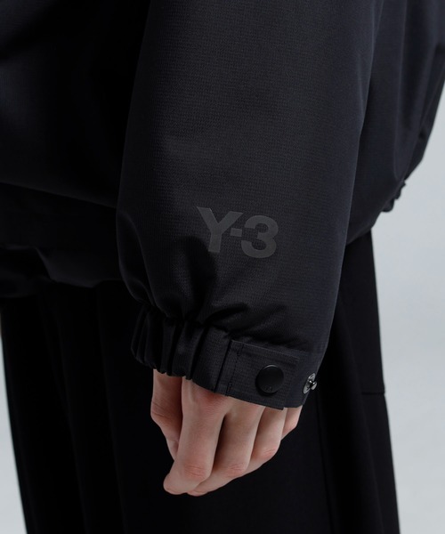 Y-3(ワイスリー)の「Y-3 GTX PADDED HOODED JACKET(ダウンジャケット/コート・メンズ・ブラック・LARGE/X-LARGE/XX-SMALL/X-SMALL/SMALL/MEDIUM)」の4枚目の写真