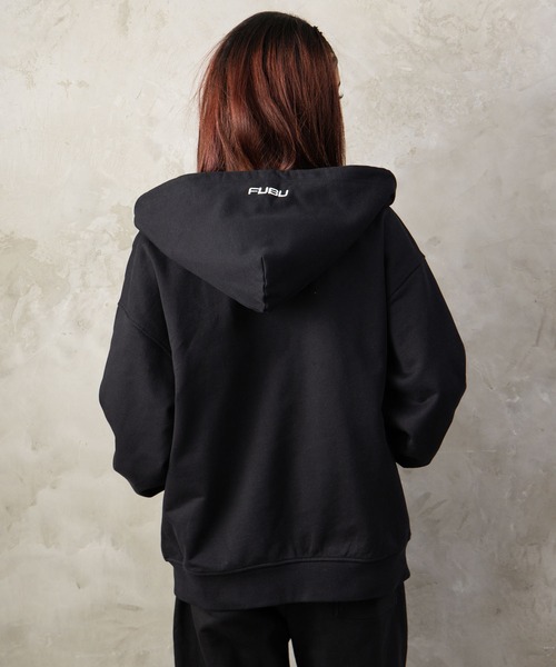 FUBU（ フブ）の「FUBU フブ M’S OG LOGO ZIP HOODIE/OGロゴジップフーディー（パーカー・メンズ・アッシュグレー/ブラウン/ブラック・L/M/XXL/XL）」の22枚目の写真