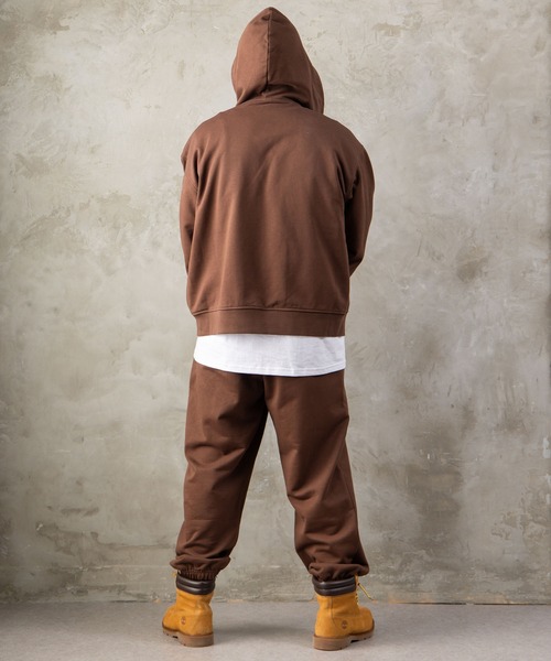 FUBU（ フブ）の「FUBU フブ M’S OG LOGO ZIP HOODIE/OGロゴジップフーディー（パーカー・メンズ・アッシュグレー/ブラウン/ブラック・L/M/XXL/XL）」の12枚目の写真