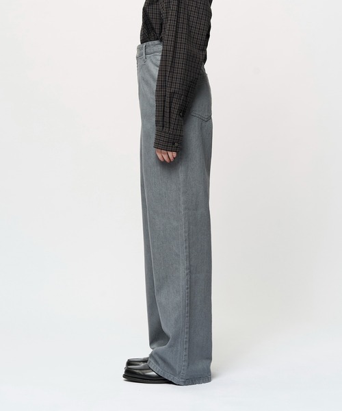 Juha(ユハ)の「FORMED WIDE DENIM(SUMMER)(デニムパンツ・メンズ・インディゴブルー/グレー/ホワイト/ブラック・4/3/2)」の5枚目の写真