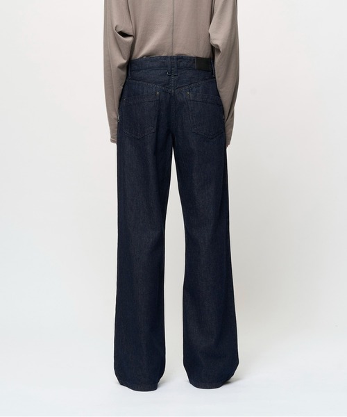 Juha(ユハ)の「FORMED WIDE DENIM(SUMMER)(デニムパンツ・メンズ・インディゴブルー/グレー/ホワイト/ブラック・4/3/2)」の8枚目の写真